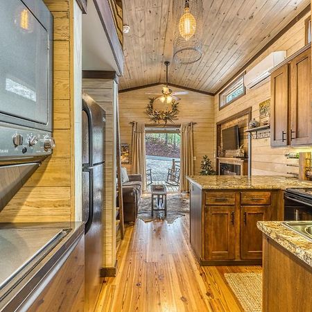 Smoky Mountain Tiny Home Pigeon Forge Eksteriør bilde
