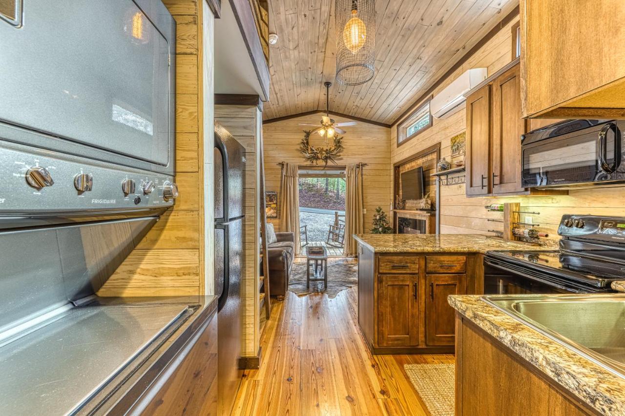 Smoky Mountain Tiny Home Pigeon Forge Eksteriør bilde