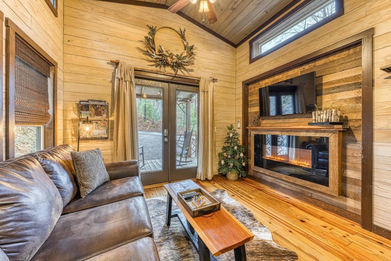 Smoky Mountain Tiny Home Pigeon Forge Eksteriør bilde